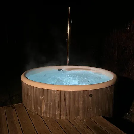 House With Outdoor Jacuzzi * Rocroi